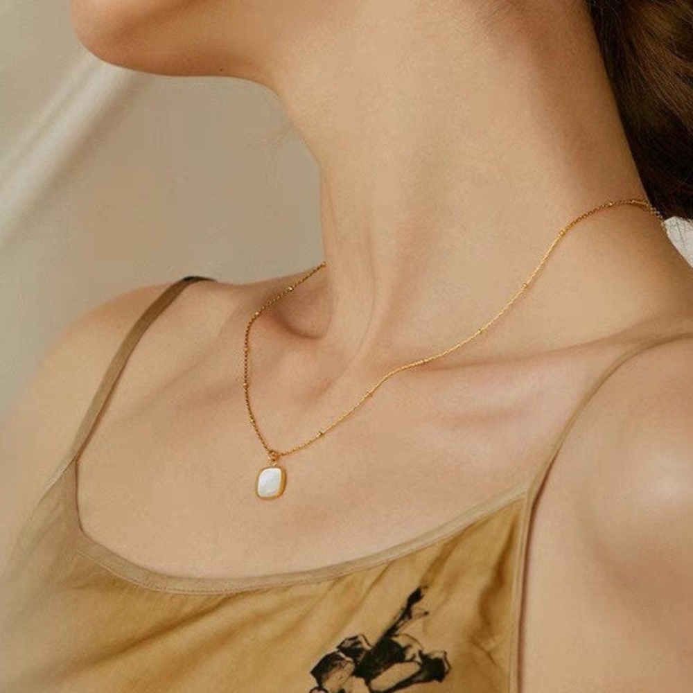 GP White Square Necklace - Picture 1 of 4